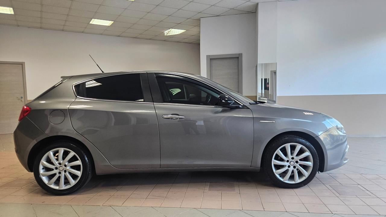 Alfa Romeo Giulietta 1.6 JTDm-2 105 CV Exclusive