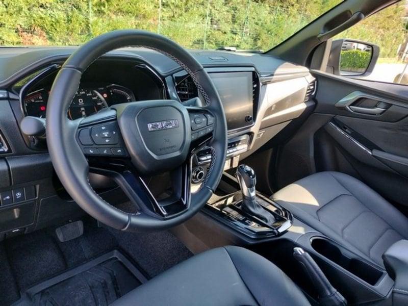 Isuzu D-Max N60 D-Max N60 1.9 aut. Crew Nitro Sport Cab con Shutter Lid!!