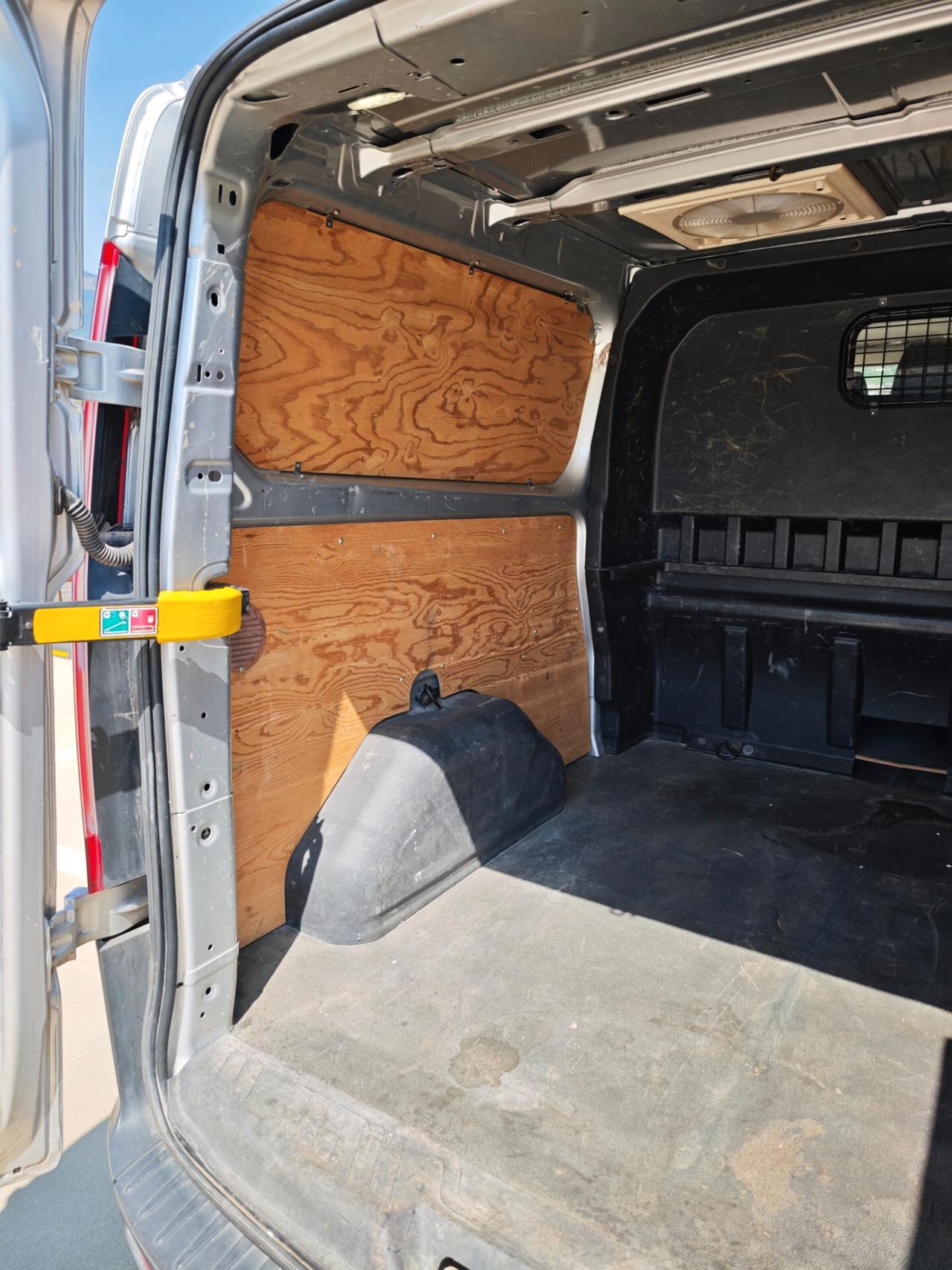 Ford Transit Custom 340 2.0 TDCi 170 CV