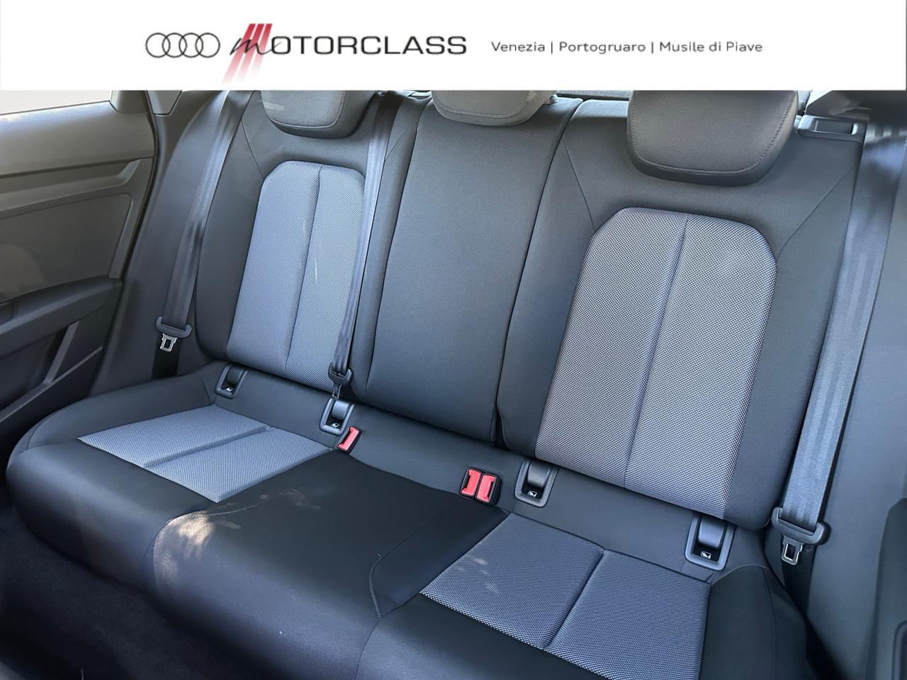 Audi A3 sportback 1.5 tfsi mhev 48v 116cv business s tronic