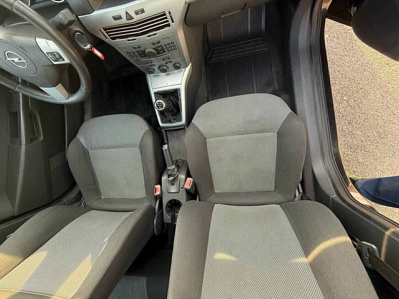 Opel Astra 1.4 16V GPL-TECH 5 porte Enjoy