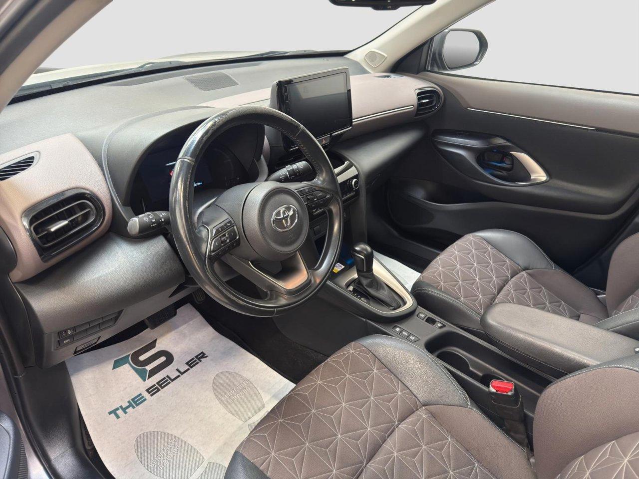 Toyota Yaris Cross 1.5h Lounge awd-i 116cv e-cvt*FORMULA S*