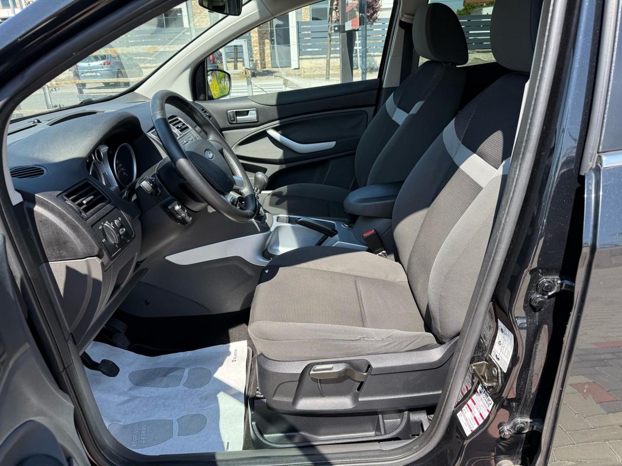 Ford Kuga 2.0TDCi 140CV Titanium