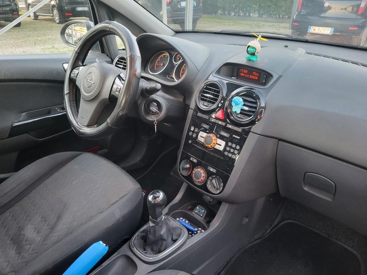 Opel Corsa 1.2 85CV 5 porte GPL-TECH Edition