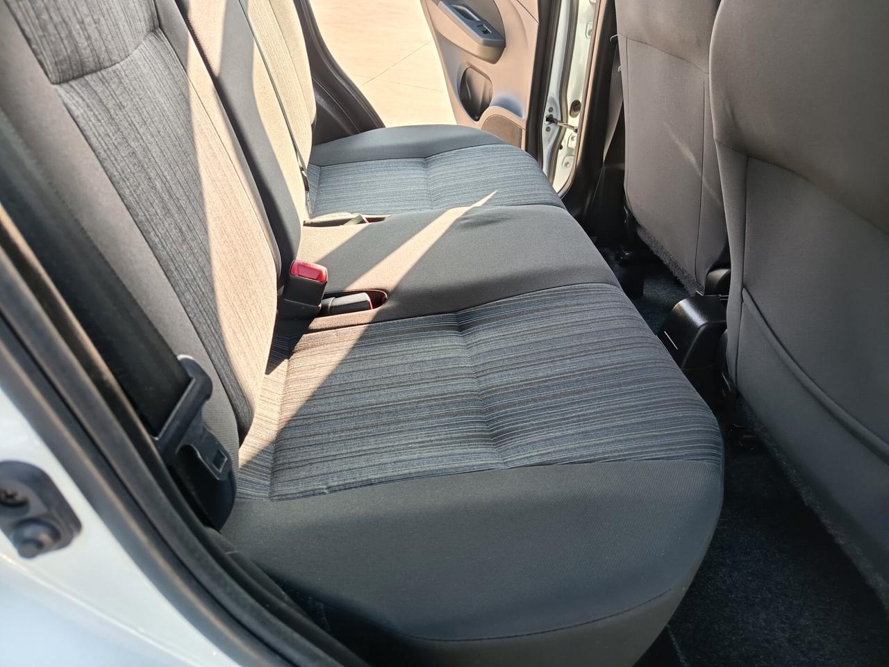 Suzuki Swift 1.2 VVT 5 porte B-Cool