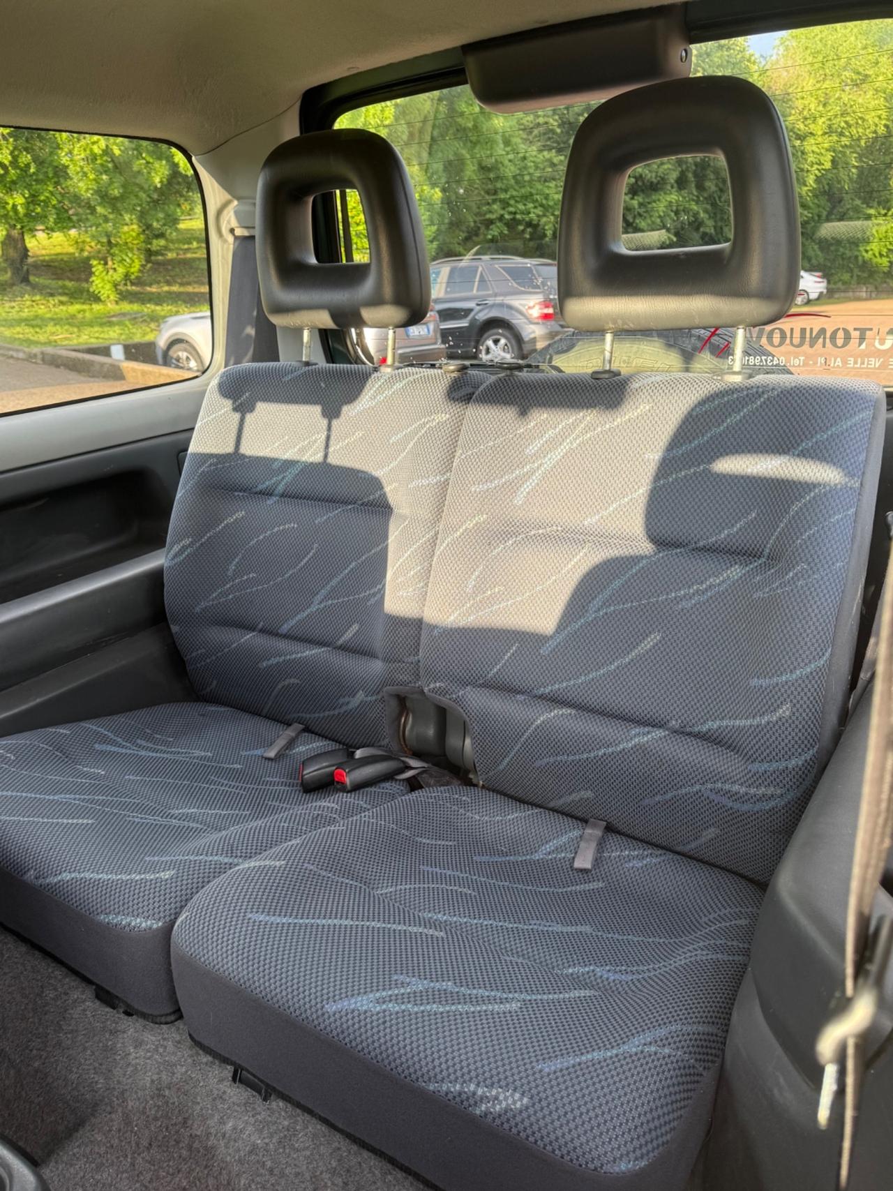 Suzuki Jimny 1.3i 16V cat 4WD JLX Mode