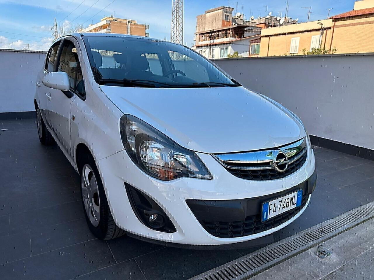 Opel Corsa 1.2 5 porte - berlina 2 volumi GPL