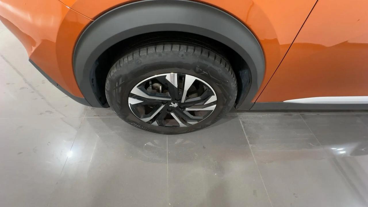 Peugeot 2008 PureTech 100 S&S Active NESSUN VINCOLO FINANZIARIO