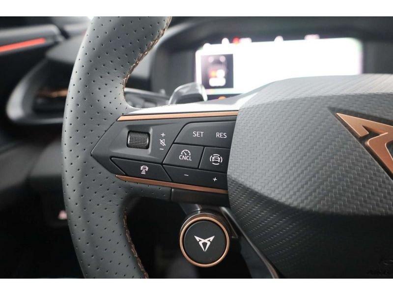 Cupra Terramar 1.5 e-Hybrid DSG VZ 20" Cockpit Camera 360°