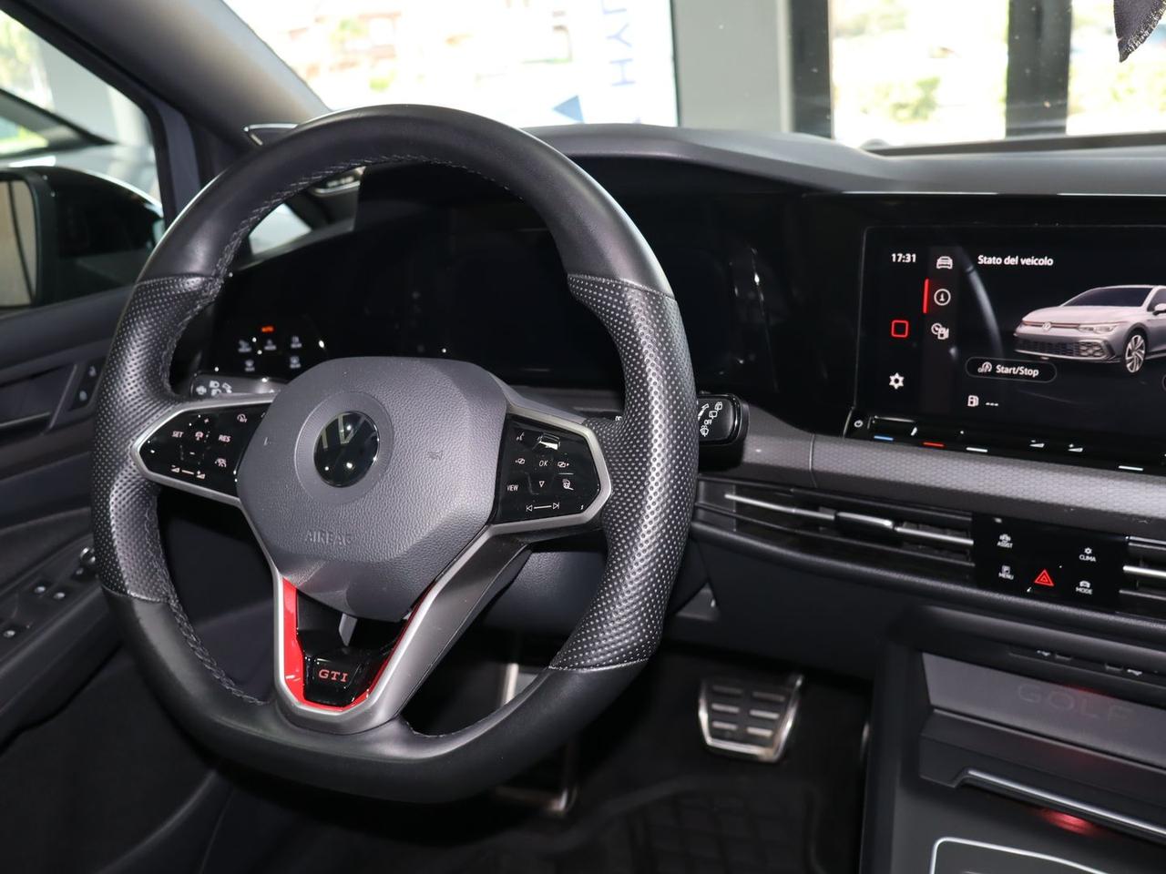 Volkswagen Golf GTI Ultimate 2.0 TSI GTI #10385