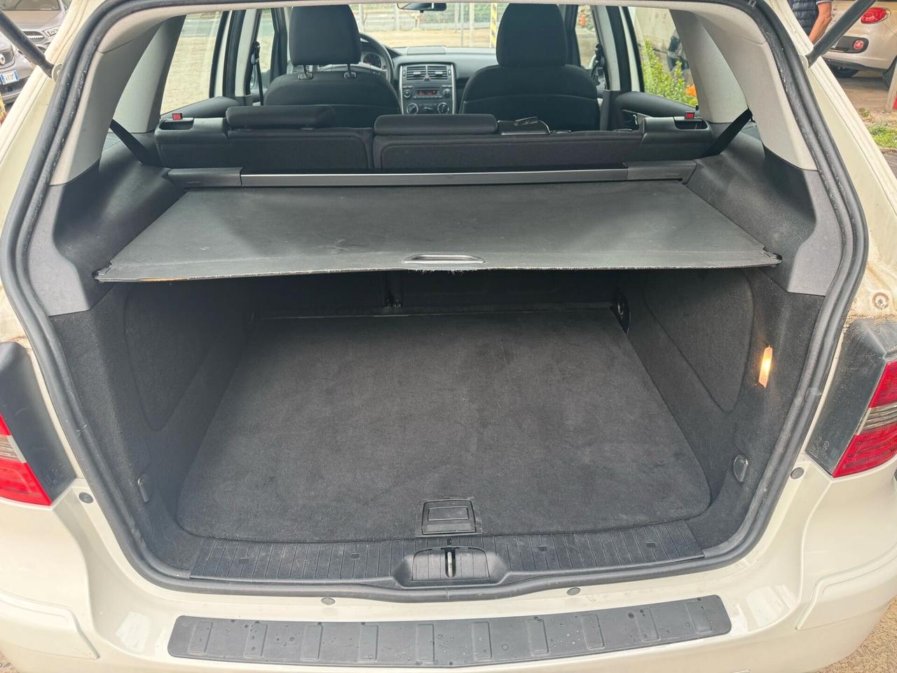 Mercedes-benz B 180 BlueEFFICIENCY Executive