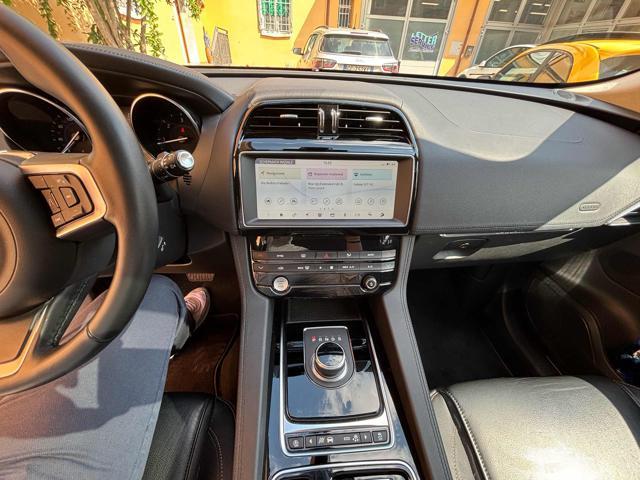 JAGUAR F-Pace 2.0 D 180 CV AWD aut. Prestige