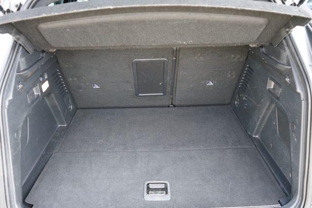 PEUGEOT 3008 Hybrid4 300 e-EAT8 GT