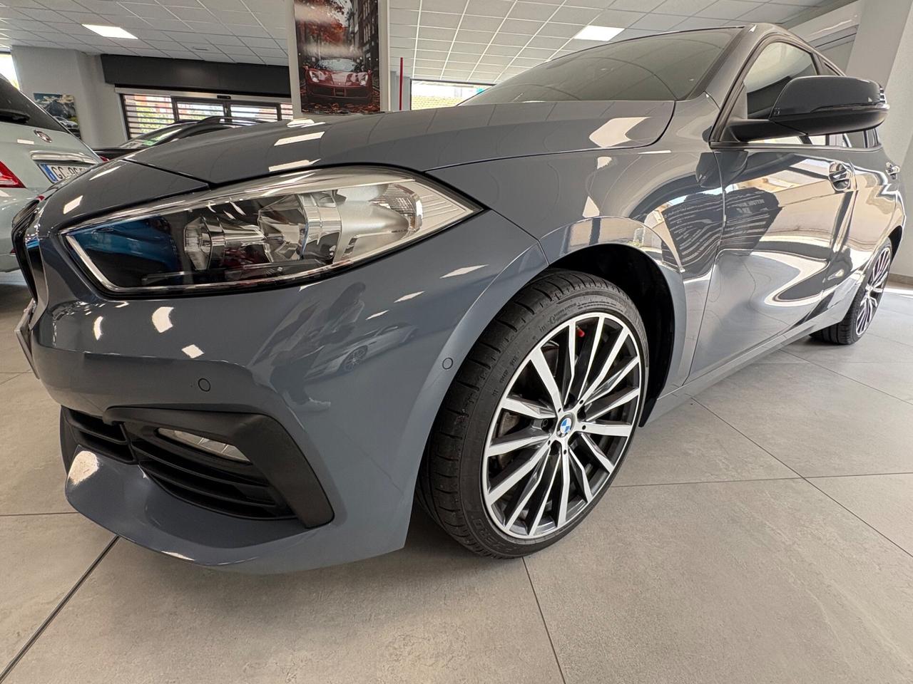 Bmw 116d 1.5 Diesel 116cv anno 2021 km 107000