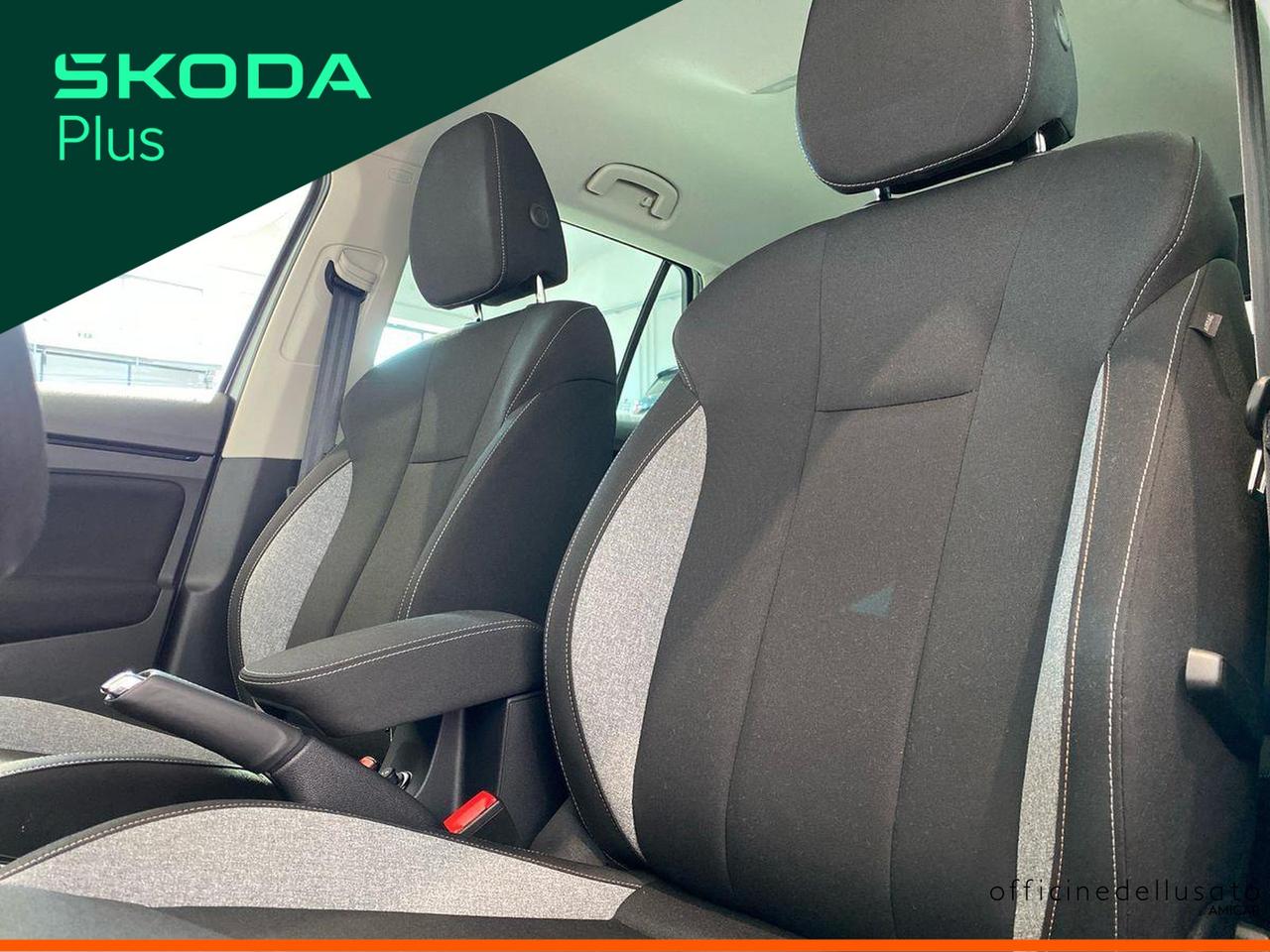 Skoda Kamiq 1.0 tsi 115cv black dots