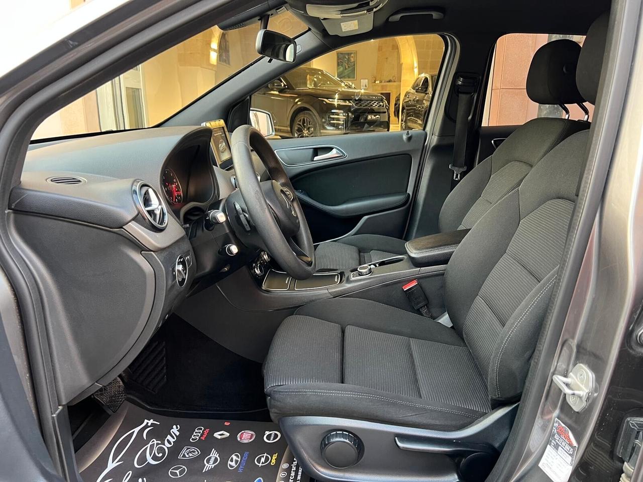 MERCEDES CLASSE B 160 1.5 SPORT 90CV NAVI CAM OK NEOPATENTATI ANNO 2016