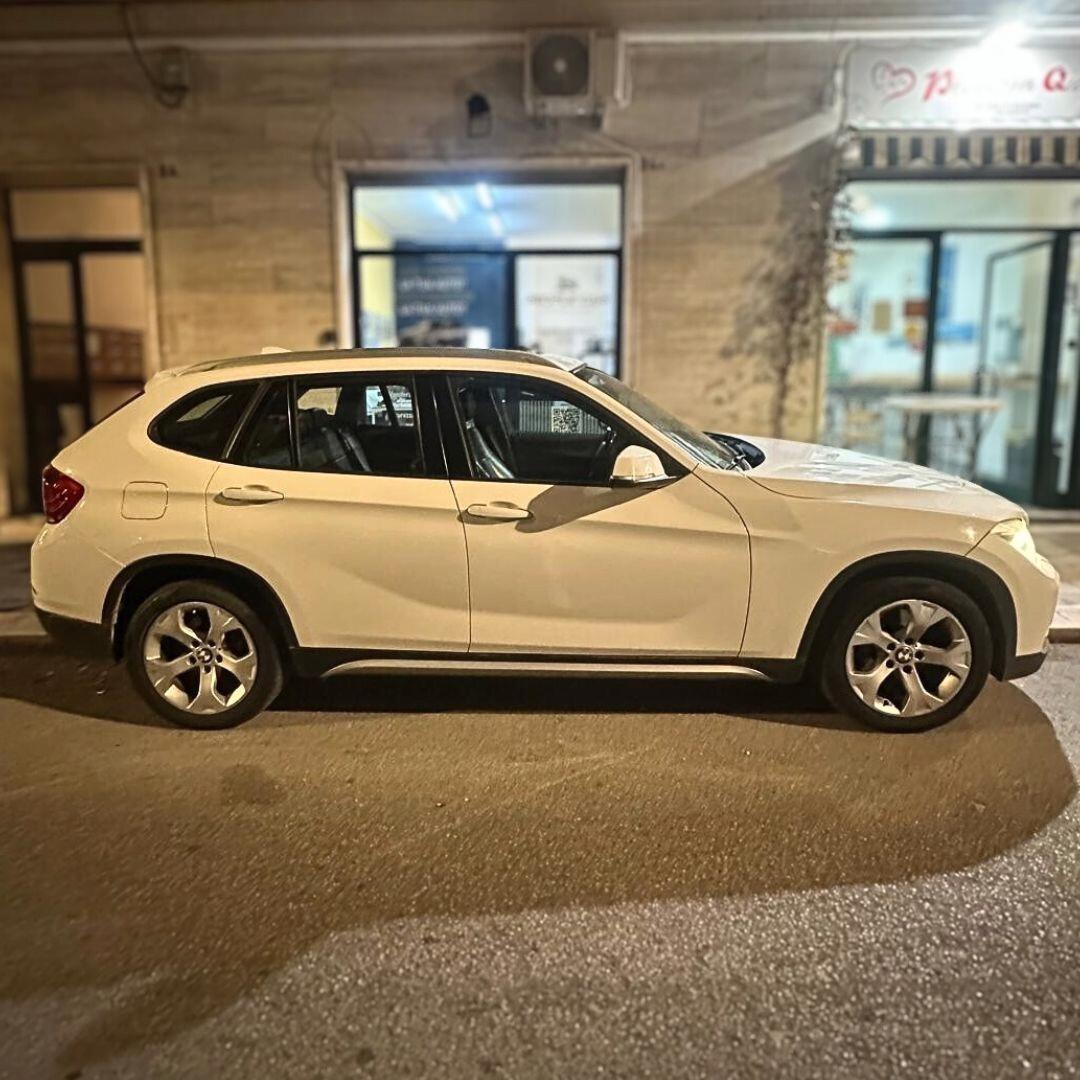 BMW X1 sDrive18d X Line