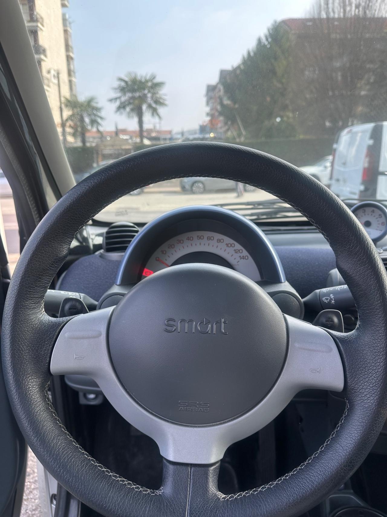 Smart ForTwo 700 coupé pure (45 kW)