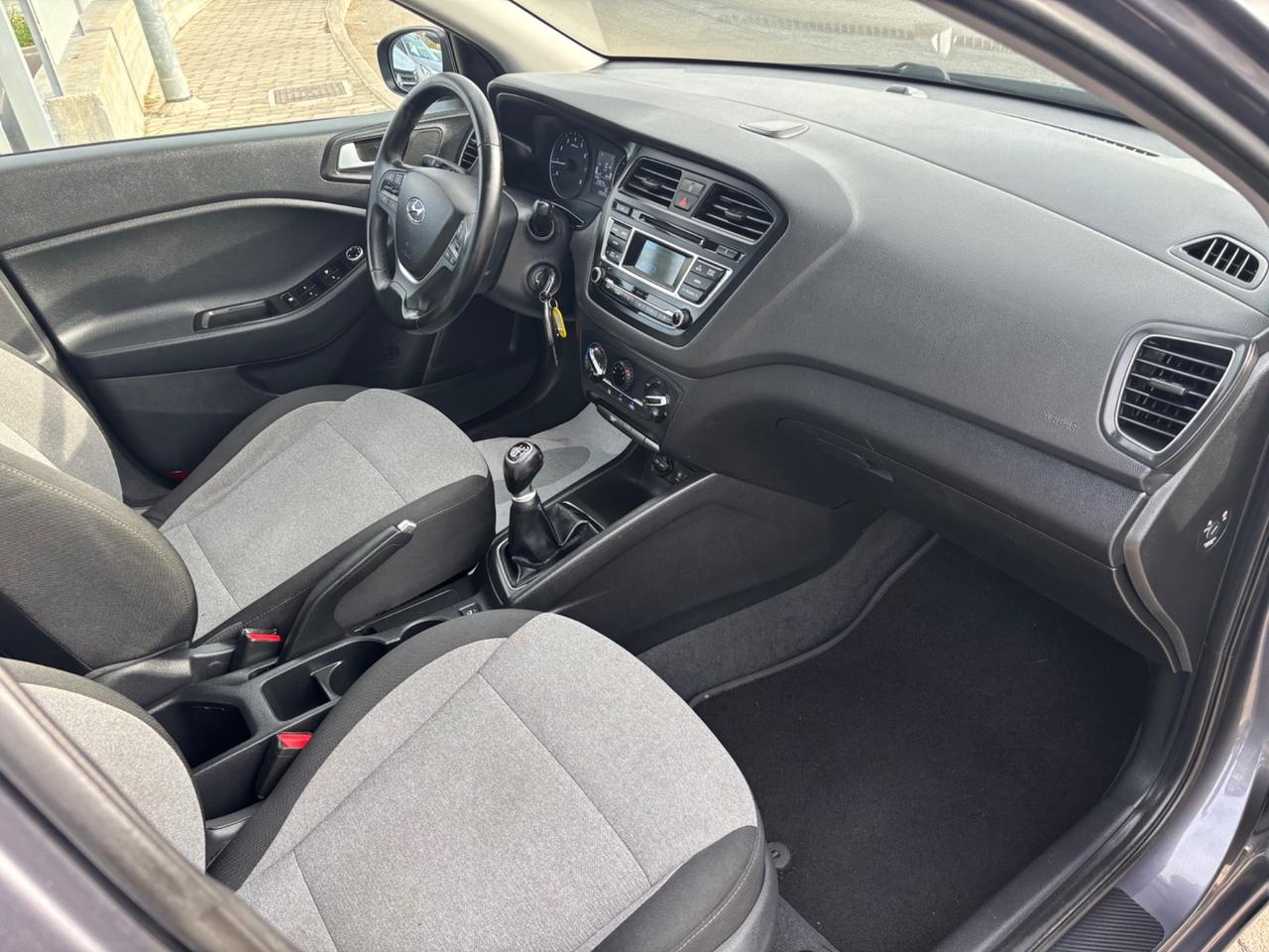 Hyundai i20 1.2 84 CV 5 porte Classic