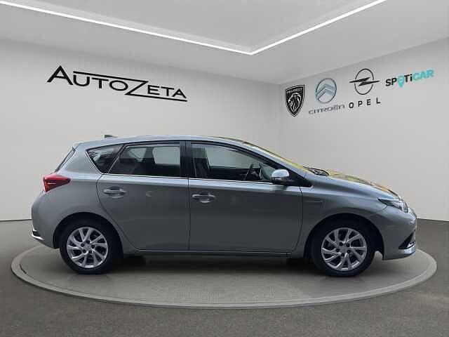 Toyota Auris 1.8 Hybrid Cool