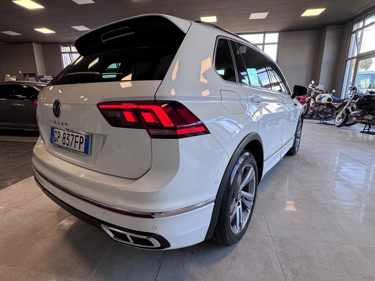 VOLKSWAGEN TIGUAN MY2023 2.0 TDI DSG RLINE