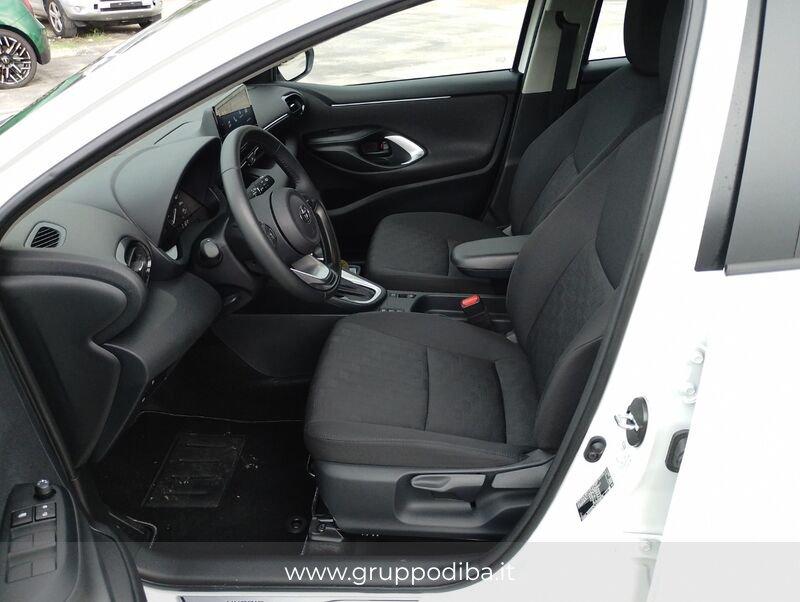 Toyota Yaris IV 2020 1.5h Active