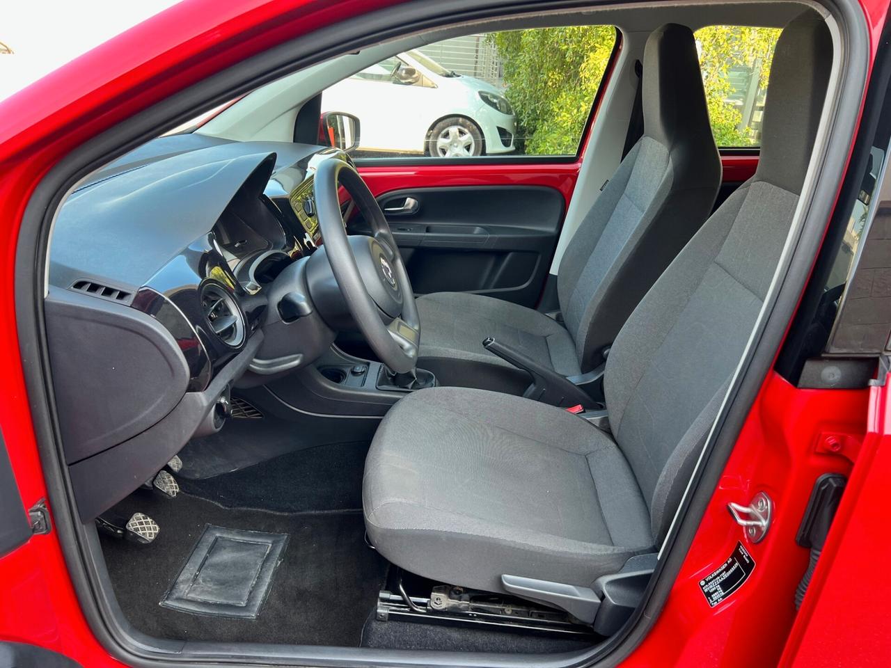 Volkswagen up! 5pt 1.0 benzina Move 75cv OK NEOPAT. PERFETTA!!