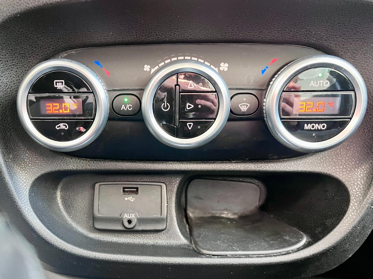 Fiat 500L 1.6 Multijet 120cv Trekking Beats 2015