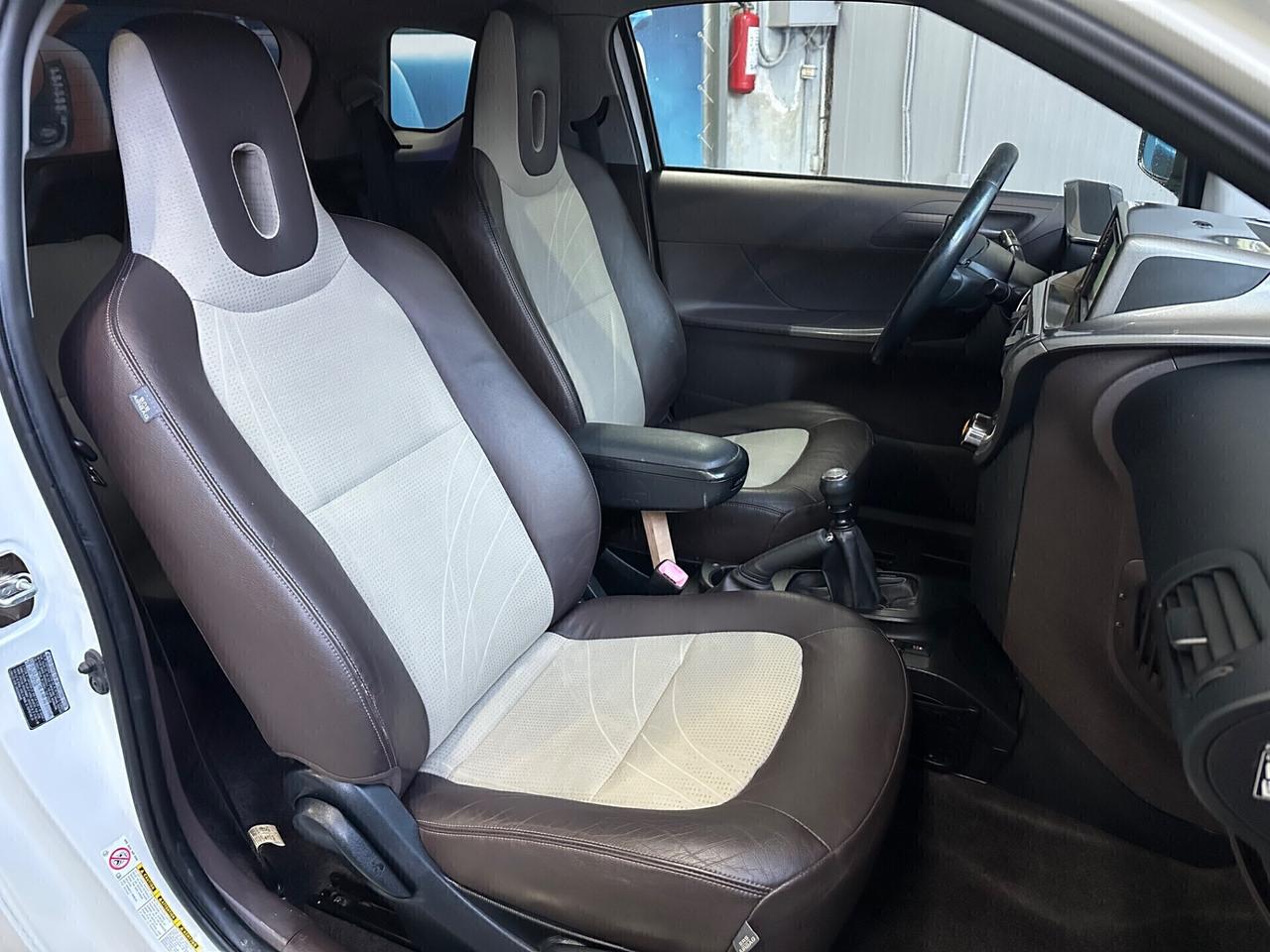 Toyota iQ 1.4 Diesel 90 Cv