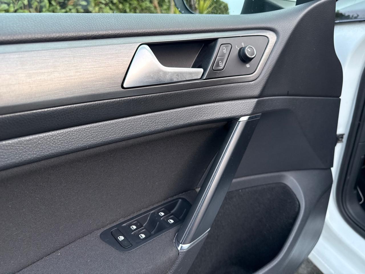 VOLKSWAGEN GOLF 7 BUSINESS 1.6 TDI 105CV