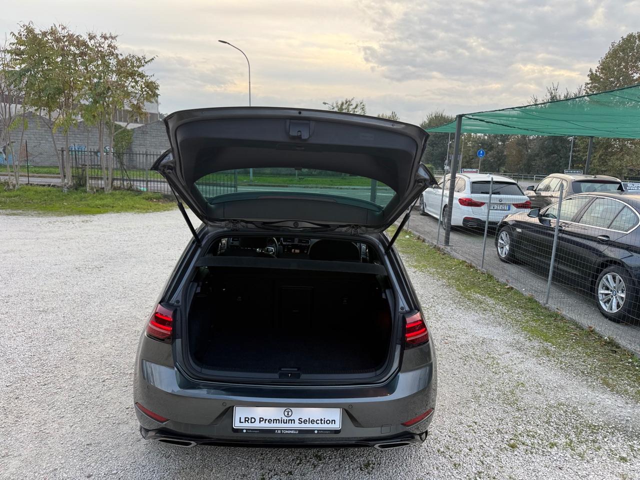 Volkswagen Golf 7 R-Line 1.6 TDI 115 CV Pack R Top di Gamma Euro6d