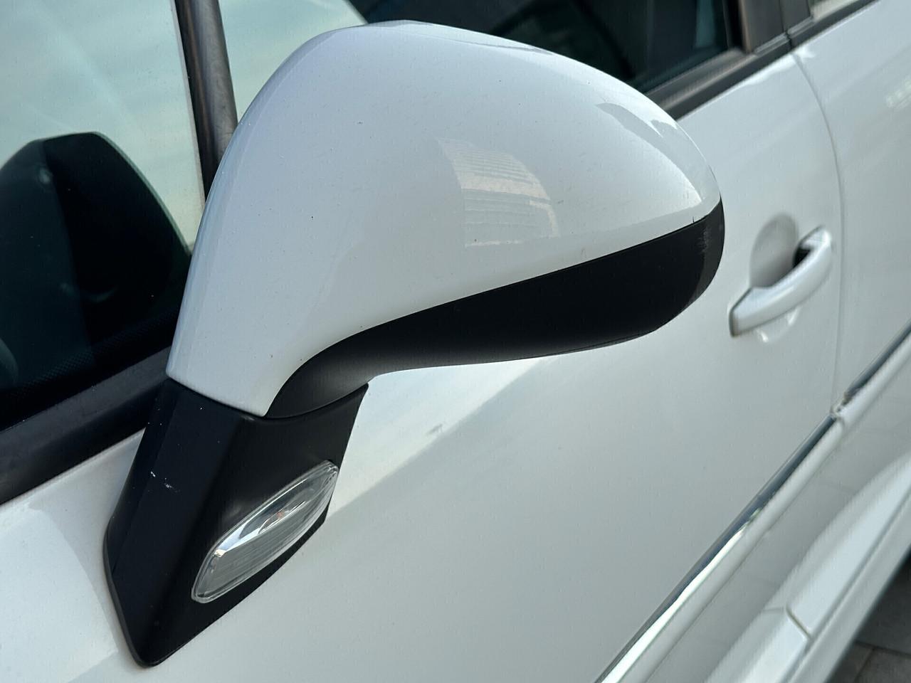 Peugeot 207 1.6 8V HDi 93CV 5p. Sweet Years