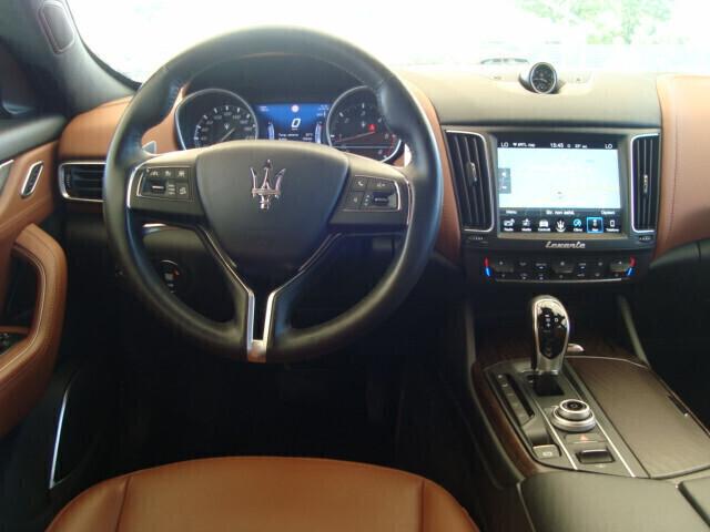 Maserati Levante 3.0Diesel 275 CV Q4 Granlusso