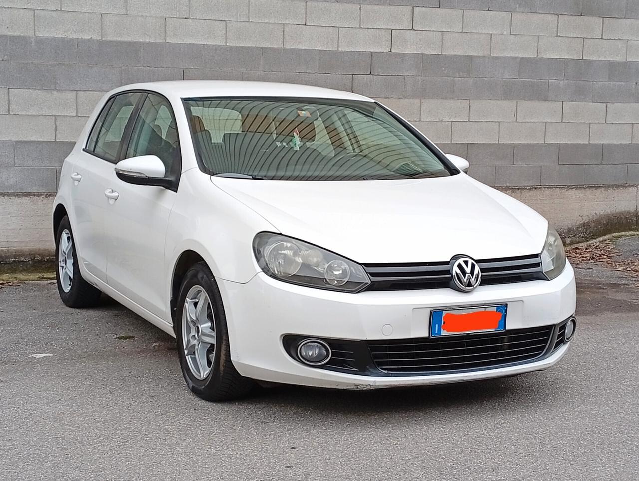 Volkswagen Golf 1.2 BENZINA 2011 NEOP TRATTABILE