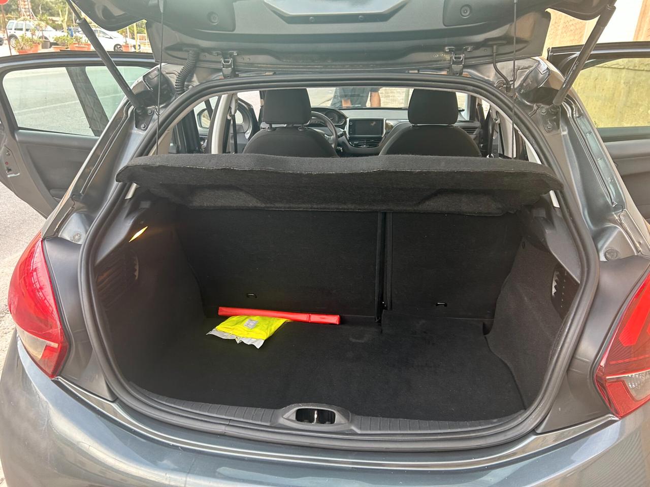 Peugeot 208 BlueHDi 75 S&S 5 porte Active