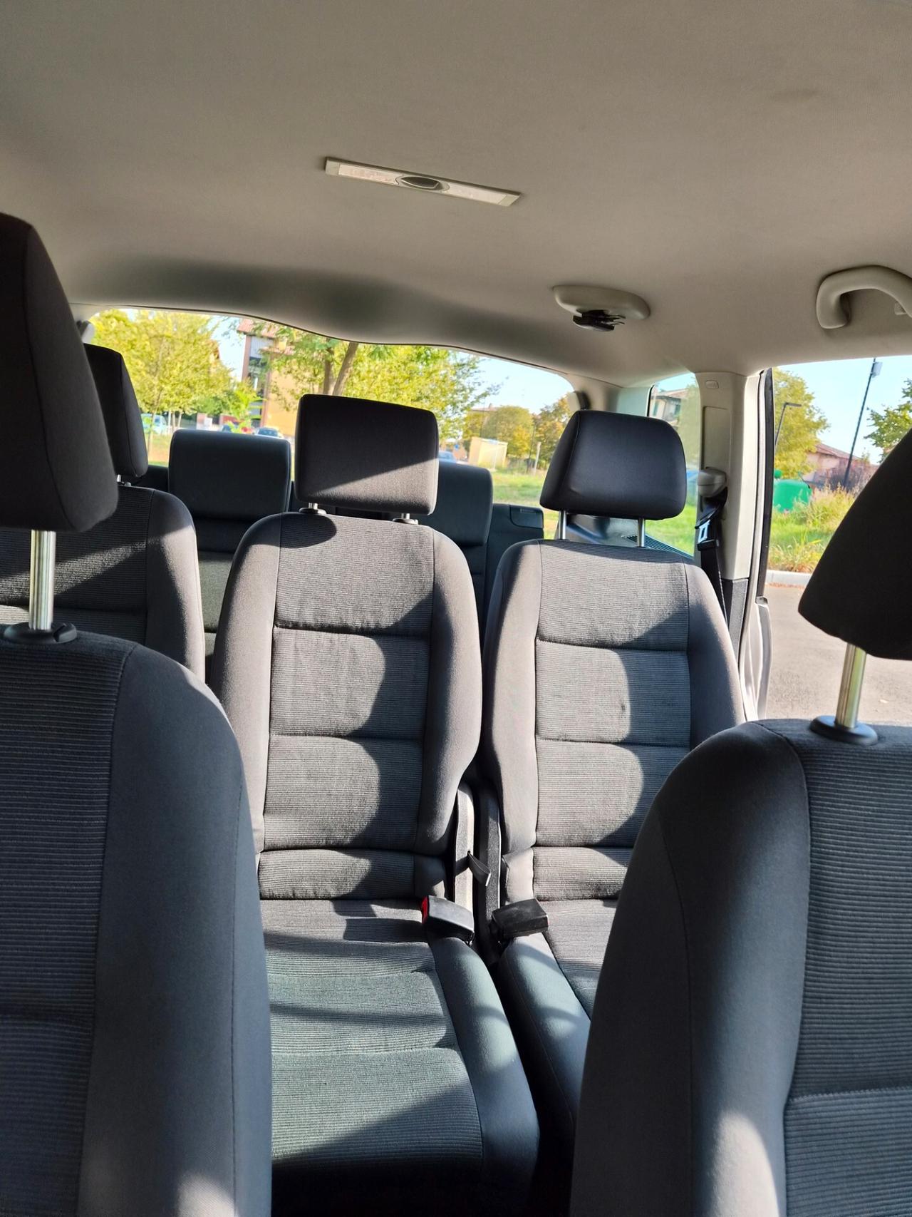 Volkswagen Touran 1.6 BENZINA 7 POSTI