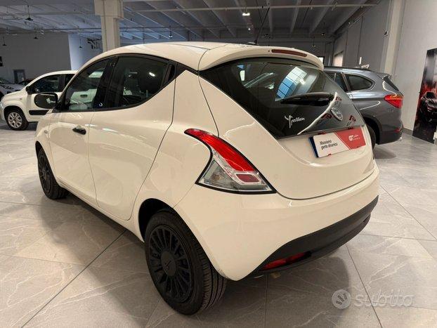 Lancia Ypsilon 1.2 69 CV S&S Elefantino Blu
