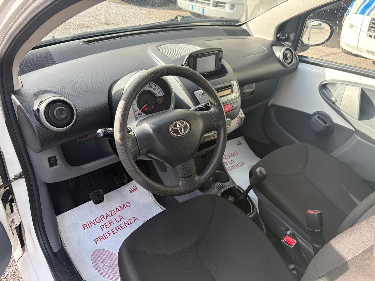 Toyota Aygo 1.0 Now Connect 12 MESI DI GARANZIA