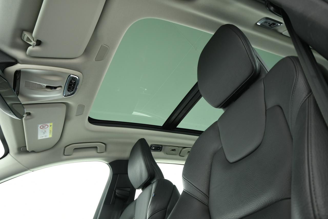 VOLVO XC60 2.0 t6 phev Inscription awd auto SOSPENSIONI+TETTO PANO+PELLE