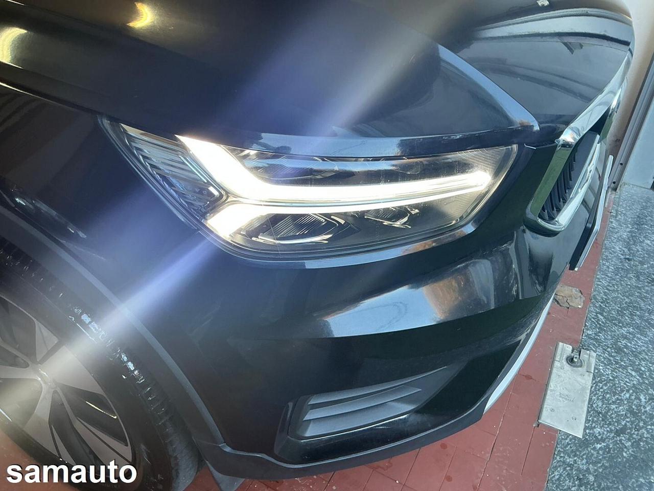 Volvo XC40 1.5 Benzina T2 Momentum auto N1 2021