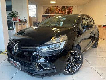 Renault Clio Clio IV 2017 0.9 tce Moschino Life 75cv