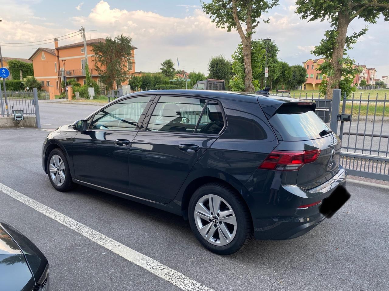 Volkswagen Golf 1.0 eTSI EVO DSG Life - CAMBIO AUTOMATICO