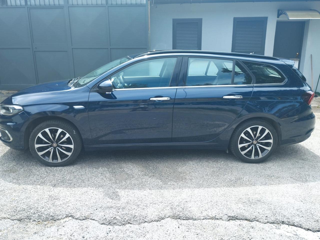 Fiat Tipo 1.6 Mjt S&S SW Lounge