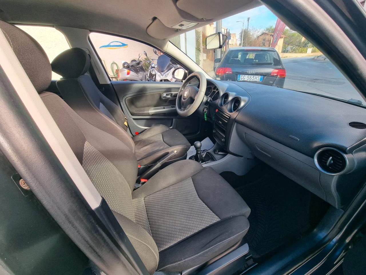 Seat Ibiza 1.4 TDI 80CV 5p. Stylance
