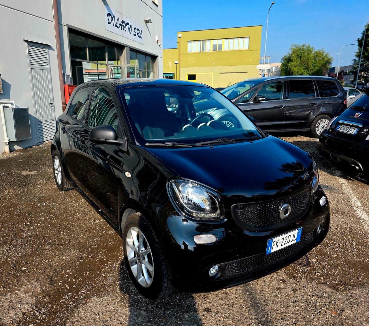 Smart ForFour 70 1.0 clima stereo cerchi finanziamenti
