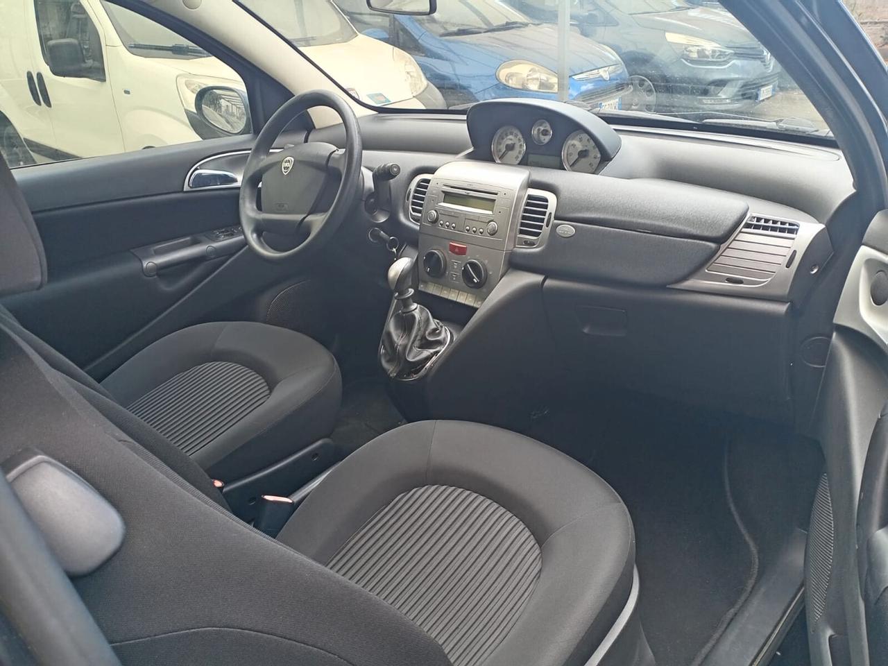 Lancia Ypsilon 1.4 Platino Ecochic GPL