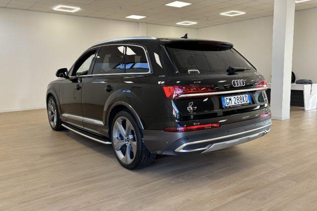 AUDI Q7 50 TDI quattro tiptronic Sport