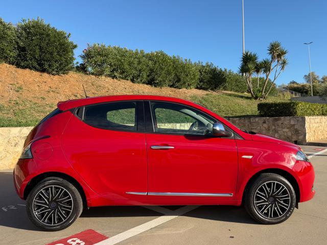 LANCIA Ypsilon HYBRID PLATINUM !!! INTROVABILE !! FULL FULL !!!