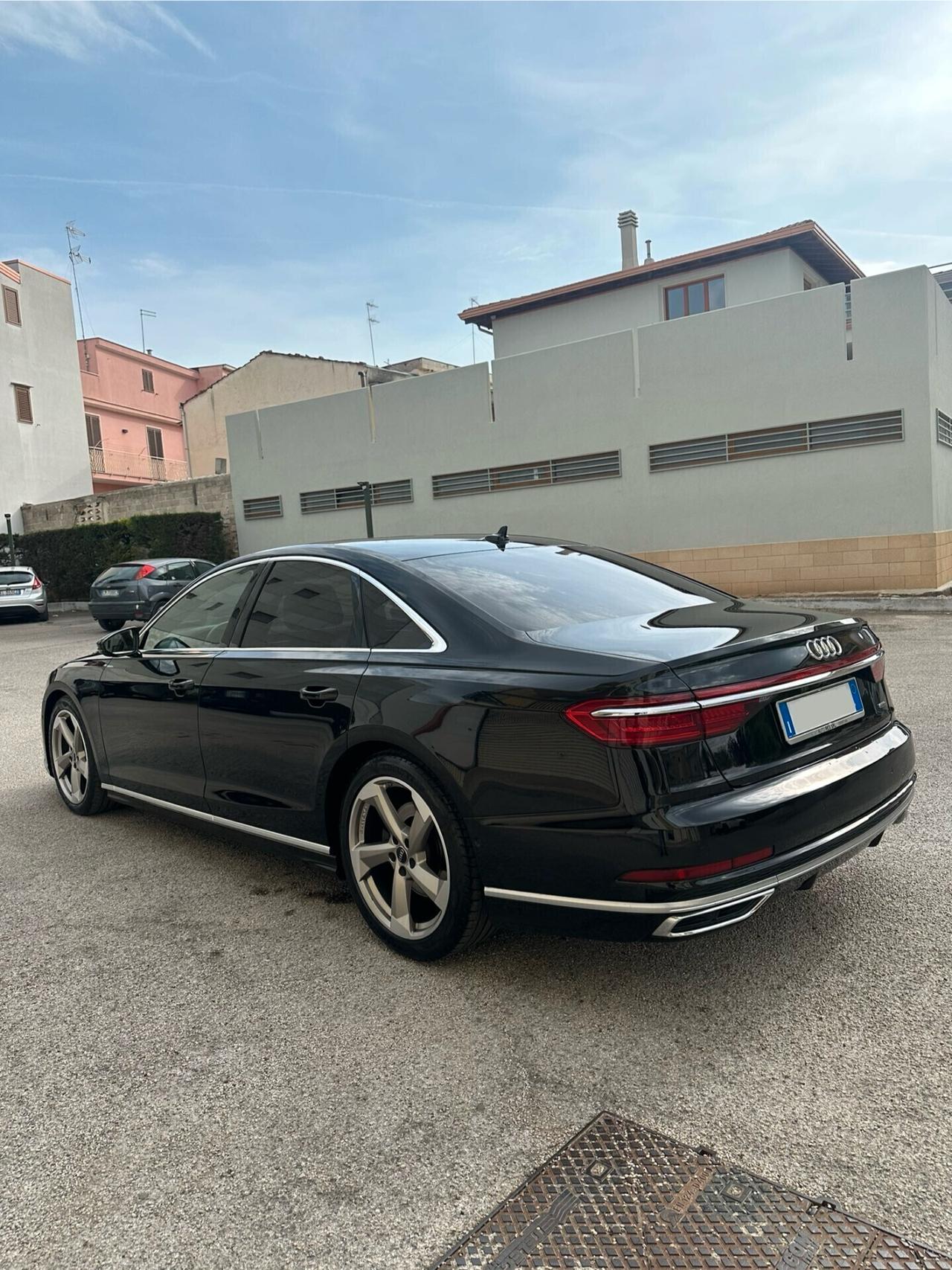 Audi A8 50 TDI 3.0 quattro tiptronic