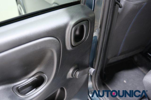 FIAT Panda 1.0 FIREFLY S&S HYBRID GARMIN NEOPATENTATI